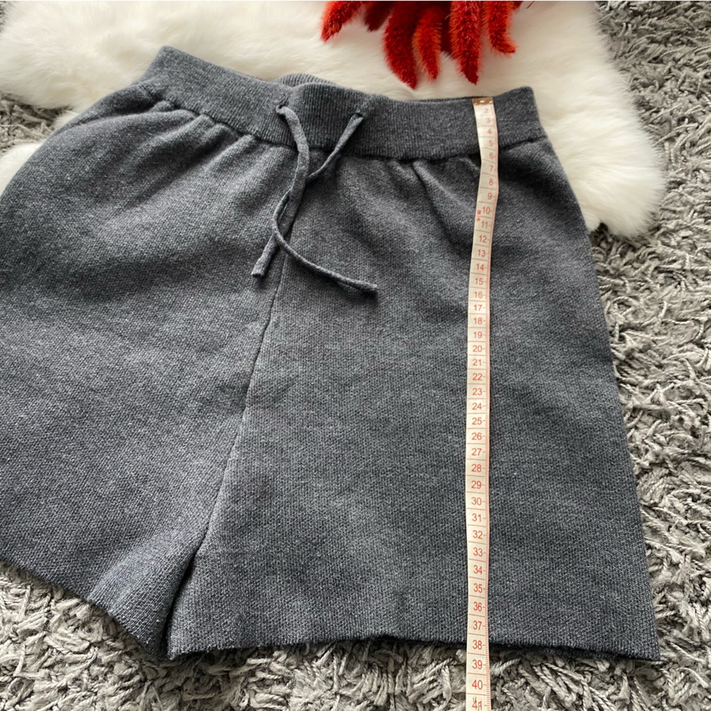 OneUp Active Club Textured Knit Shorts - Picture 6 of 6